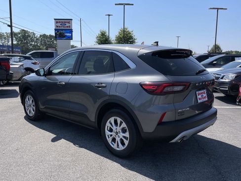 Used 2024 Ford Escape Active image 6