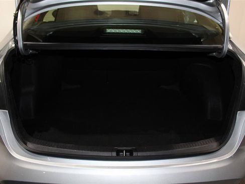 Used 2025 Toyota Corolla LE FWD image 30