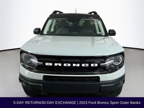 Used 2023 Ford Bronco Sport Outer Banks w/ Tech Package AWD/4WD image 3