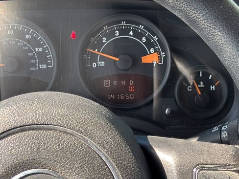 Used 2014 Jeep Patriot Sport w/ Power Value Group FWD image 30