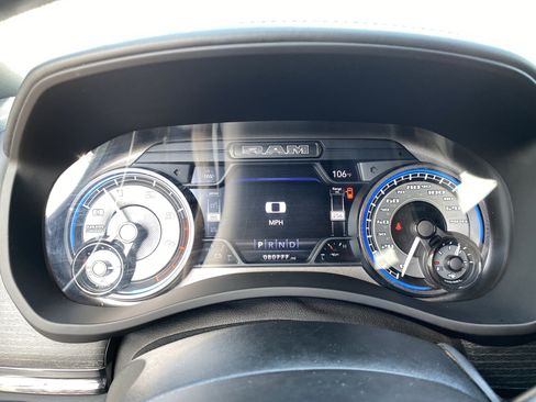 Used 2022 RAM 3500 Limited AWD/4WD image 30