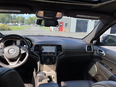Used 2014 Jeep Grand Cherokee Summit AWD/4WD image 30
