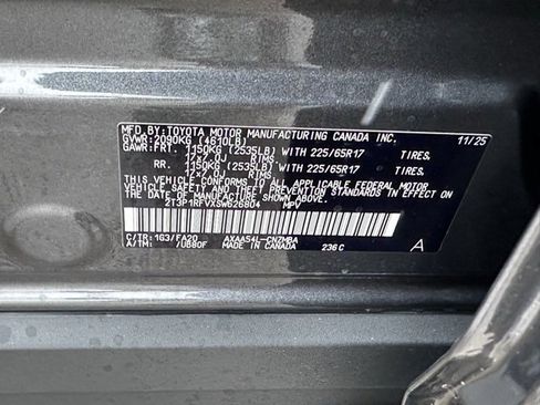 New 2025 Toyota RAV4 XLE image 31