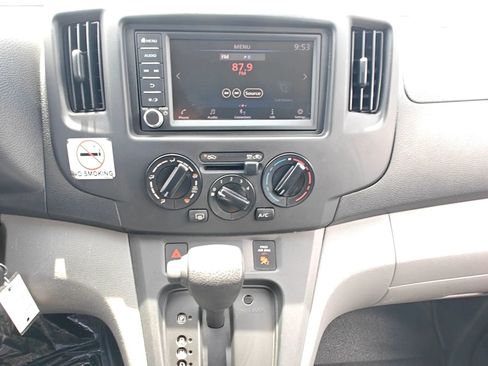 Used 2020 Nissan NV200 SV w/ Back Door Glass Package FWD image 17