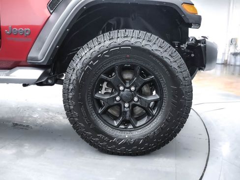 Used 2021 Jeep Wrangler Unlimited Willys image 49