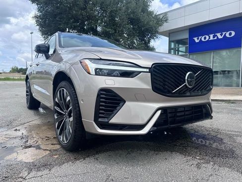 Certified 2026 Volvo XC60 T8 Ultra w/ Climate Package AWD/4WD image 1