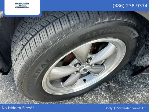 Used 2006 Ford Mustang GT Premium RWD image 10