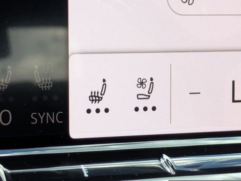 New 2026 Volkswagen Atlas SE image 24