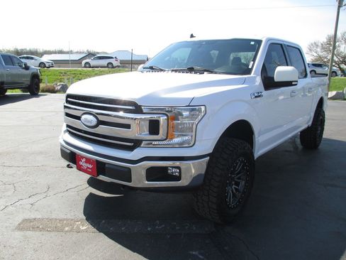 Used 2020 Ford F150 XLT image 9