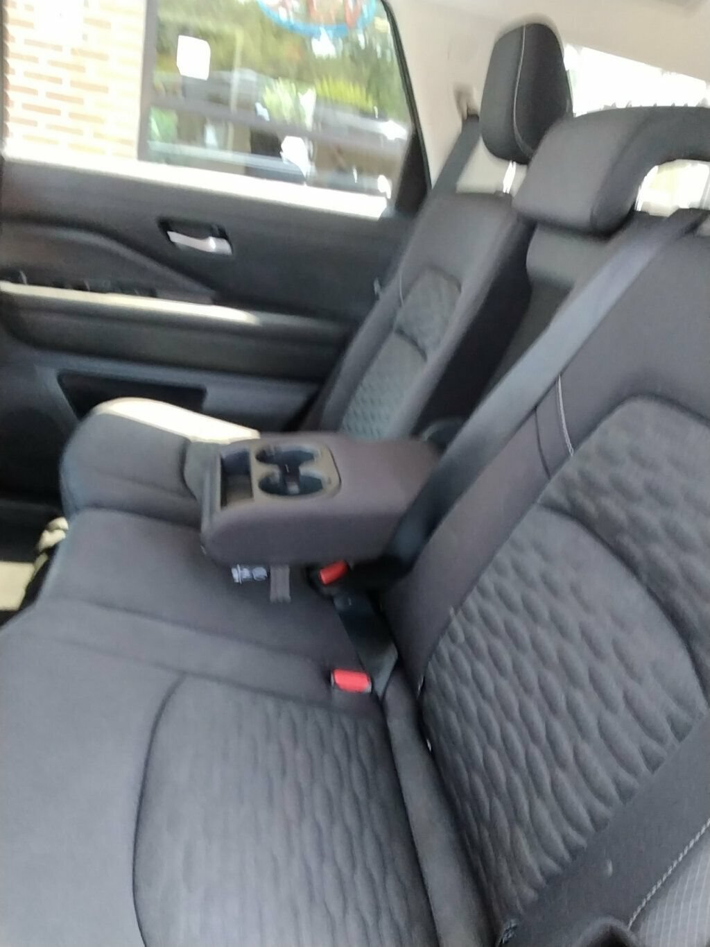 Used 2022 Nissan Pathfinder SV FWD image 10