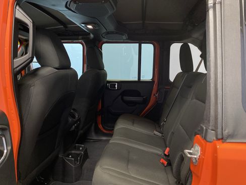 Certified 2018 Jeep Wrangler Unlimited Sport S image 24