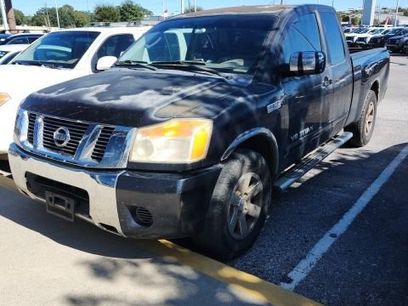 Used 2009 Nissan Titan SE w/ SE Popular Equipment Pkg