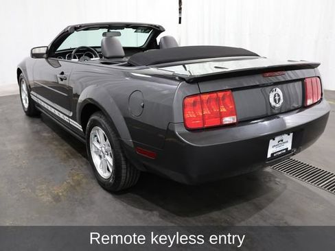 Used 2007 Ford Mustang Premium RWD image 5
