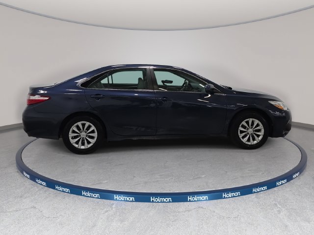 Used 2016 Toyota Camry LE FWD image 5