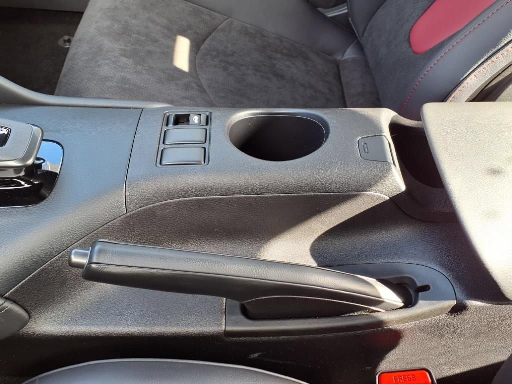 New 2025 Nissan Z NISMO w/ Floor Mat Package RWD image 22