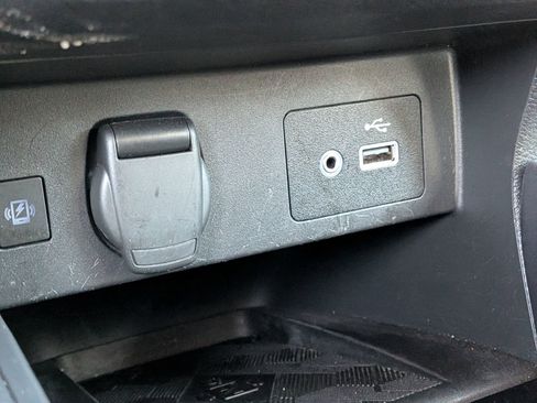 Used 2024 Nissan Versa SV image 23