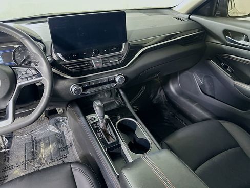 Used 2023 Nissan Altima 2.5 SR image 19
