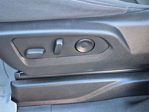 Used 2023 Chevrolet Tahoe LS image 19