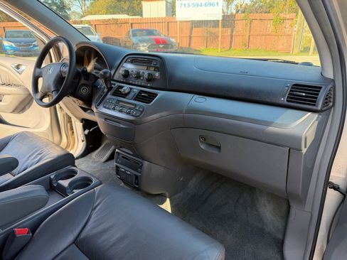 Used 2005 Honda Odyssey EX-L image 14