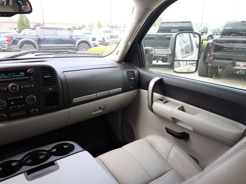 Used 2007 Chevrolet Silverado 2500 LT w/ 1LT Convenience Package AWD/4WD image 20