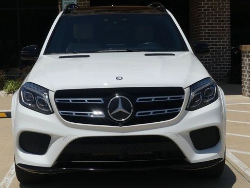 Used 2017 Mercedes-Benz GLS 550 4MATIC image 8