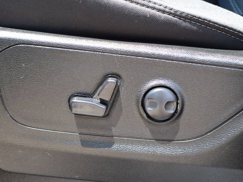 Used 2024 RAM 1500 Big Horn AWD/4WD image 17