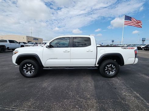 Used 2020 Toyota Tacoma TRD Off-Road image 15