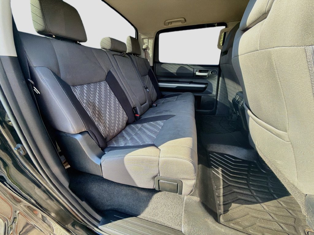 Used 2018 Toyota Tundra SR5 w/ SR5 Upgrade Package RWD image 29