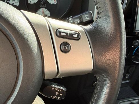 Used 2014 Toyota FJ Cruiser 4WD image 16