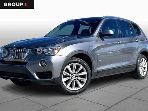 Used 2017 BMW X3 xDrive28i image 1