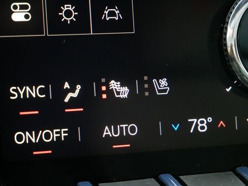 New 2026 GMC Acadia AT4 w/ Luxury Package image 25