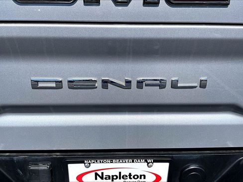 Used 2021 GMC Sierra 2500 Denali AWD/4WD image 8