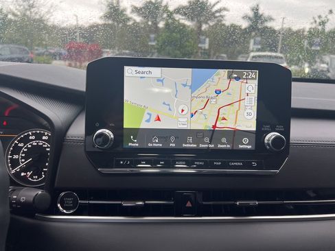 Used 2024 Mitsubishi Outlander FWD image 37