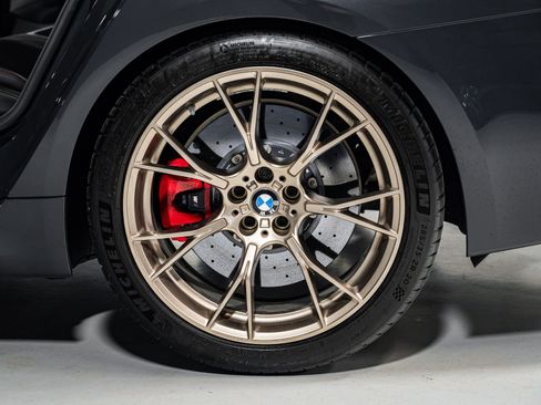 Used 2022 BMW M5 CS image 11