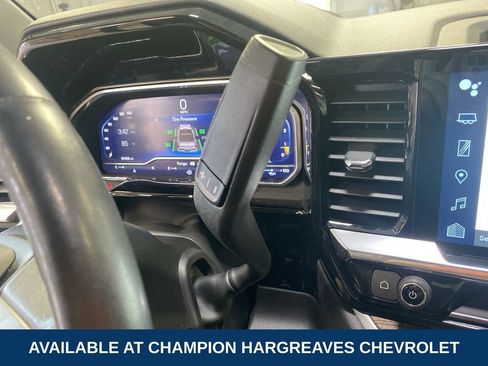 Used 2022 Chevrolet Silverado 1500 LT AWD/4WD image 21