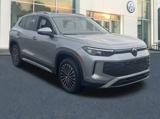 New 2025 Volkswagen Tiguan S video 2