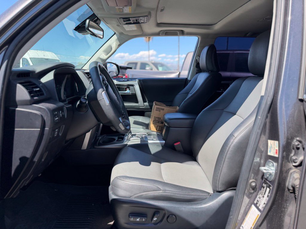 Used 2021 Toyota 4Runner SR5 Premium w/ Moonroof Package RWD image 5