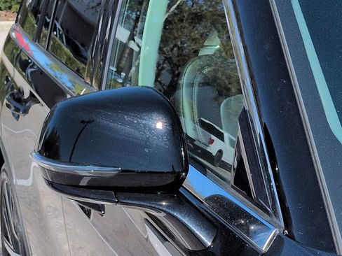 Certified 2025 Lincoln Aviator Reserve w/ Equipment Group 201A AWD/4WD image 12