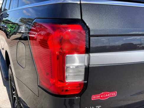 Used 2022 Ford Expedition XLT AWD/4WD image 20