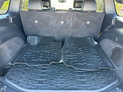 Used 2019 Jeep Grand Cherokee High Altitude image 18