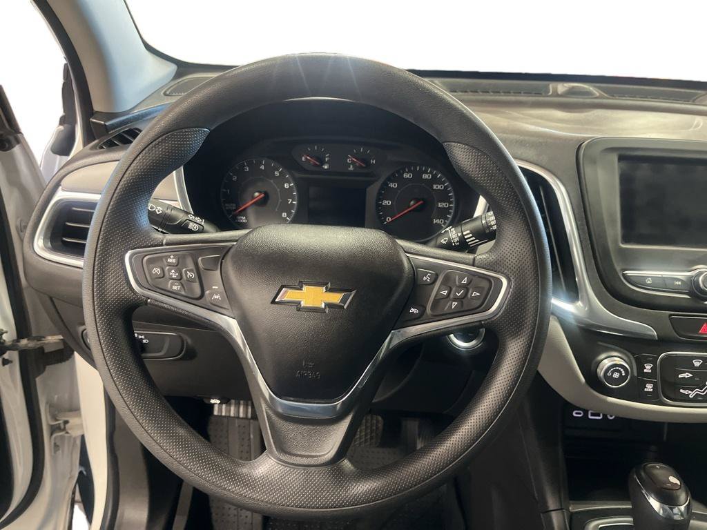 Used 2020 Chevrolet Equinox LS w/ LS Convenience Package AWD/4WD image 14