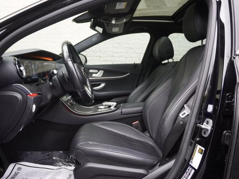 Used 2020 Mercedes-Benz E 350 Sedan image 14