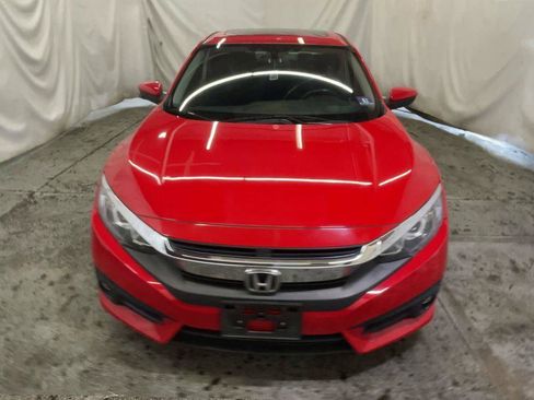 Used 2018 Honda Civic EX-T image 3