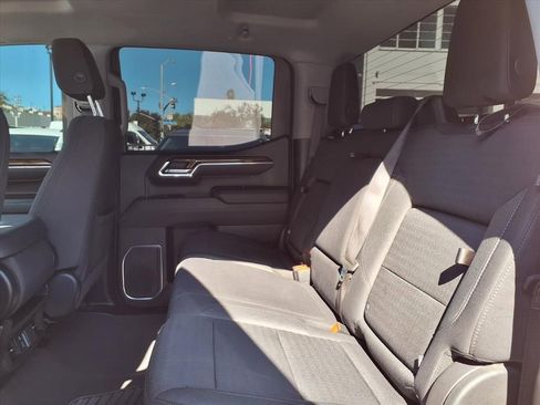 Used 2023 GMC Sierra 1500 Elevation image 14