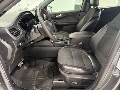 Used 2023 Ford Escape ST-Line Elite AWD/4WD image 13