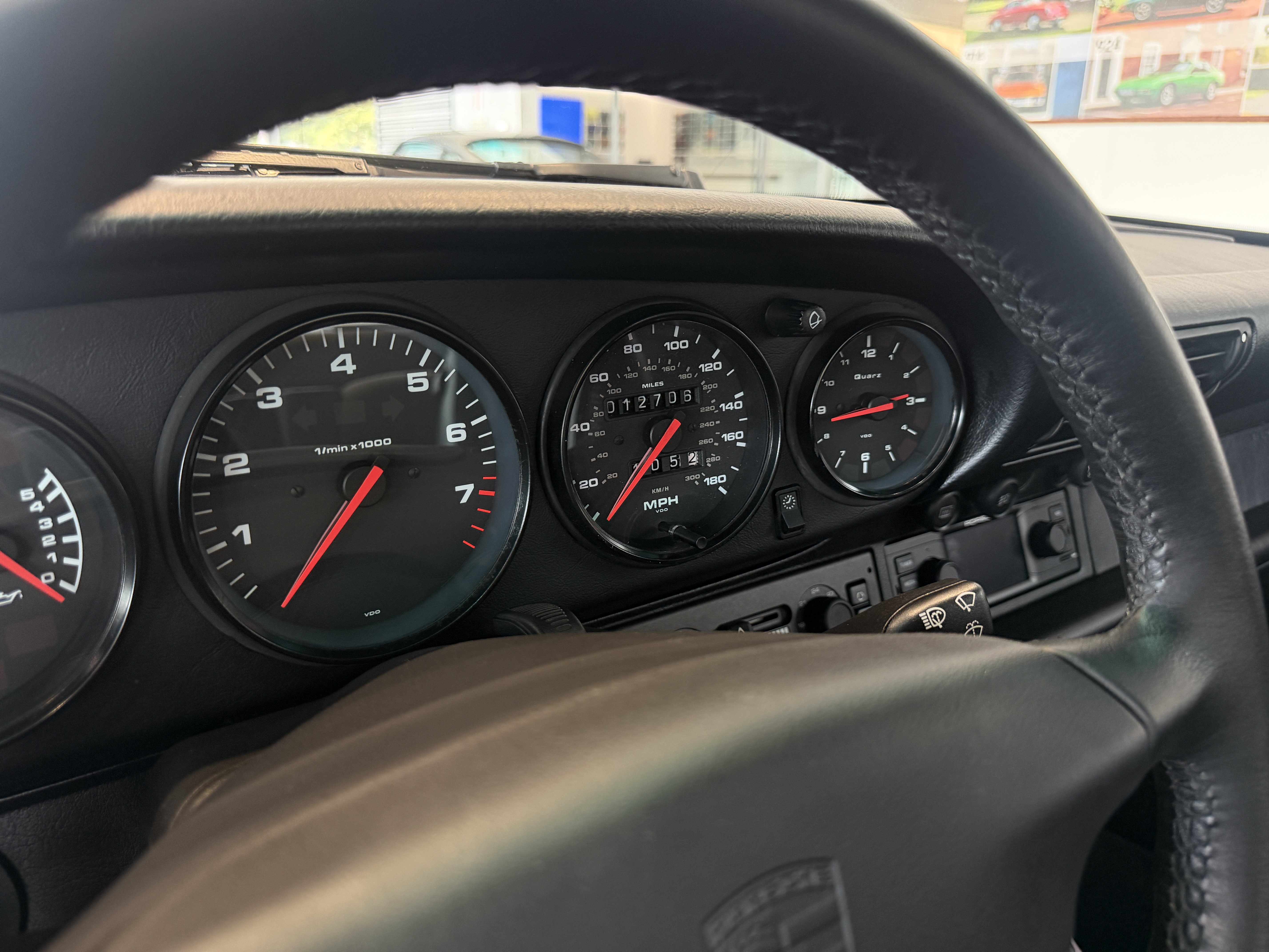 Used 1996 Porsche 911 Carrera 4S AWD/4WD image 32