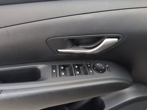Used 2025 Hyundai Santa Cruz SEL FWD image 13