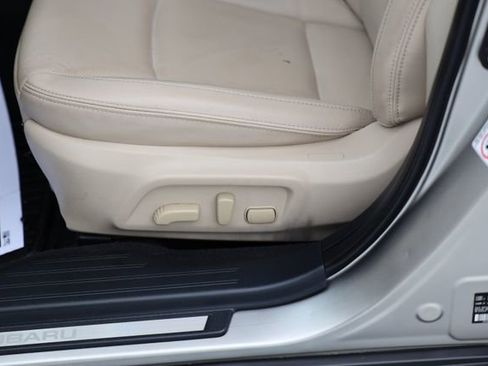 Used 2017 Subaru Outback 2.5i Limited AWD/4WD image 17