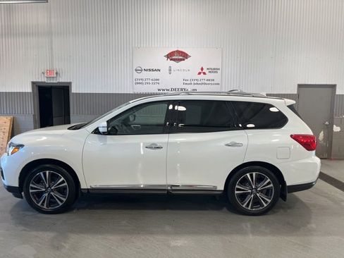 Certified 2019 Nissan Pathfinder Platinum image 6