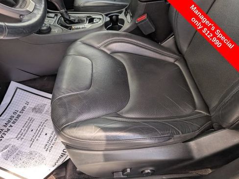 Used 2019 Jeep Cherokee Limited AWD/4WD image 22